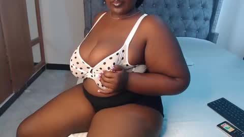 sexychocco online show from December 30, 2024, 12:09 pm