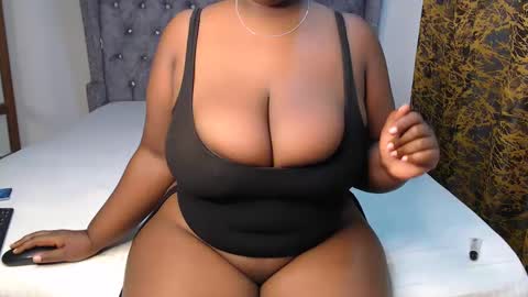 sexychocco online show from February 4, 2025, 9:28 am
