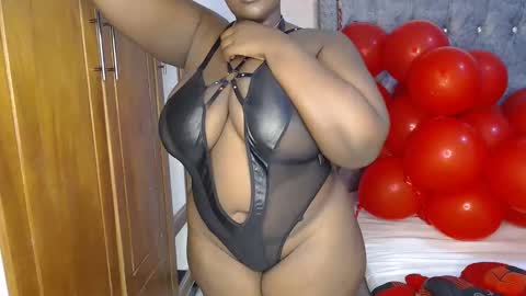 sexychocco online show from February 17, 2025, 9:08 pm