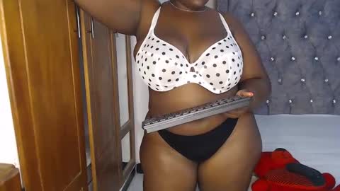 sexychocco online show from February 26, 2025, 9:27 pm