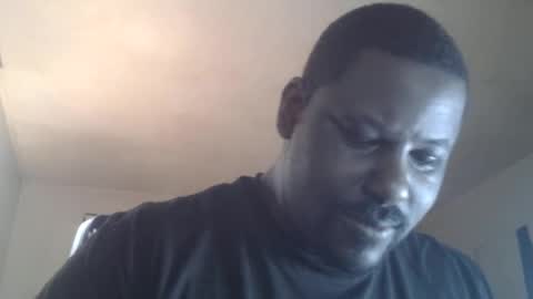 sexychocolate online show from March 9, 2025, 3:05 pm