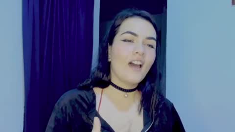 sexychubbyanna online show from June 25, 2026, 5:12 am