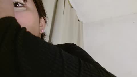 Eva online show from December 1, 2024, 10:43 pm