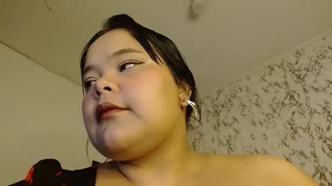 Snapshot of sexychubbyy chatting on November 8, 2025, 12:33 am Eva online show from November 8, 2025, 12:33 am