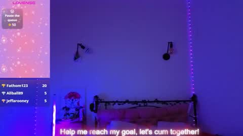 Snapshot of sexycocobutt chatting on October 9, 2025, 6:55 am Sophia online show from October 9, 2025, 6:55 am