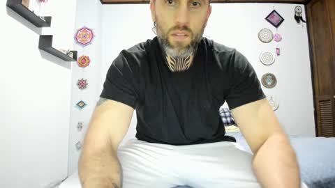 Antonioylola online show from January 5, 2025, 1:03 am