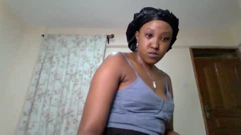 Snapshot of sexycookien chatting on April 22, 2026, 3:20 am SexyCookieN online show from April 22, 2026, 3:20 am