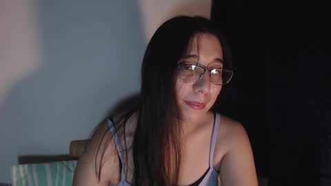 Coralinne online show from February 8, 2025, 5:08 am