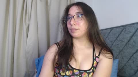 Coralinne online show from March 1, 2025, 5:20 am