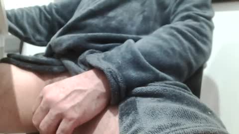 Snapshot of sexycouplextreme chatting on March 8, 2025, 5:17 am Sexycouplextreme online show from March 8, 2025, 5:17 am