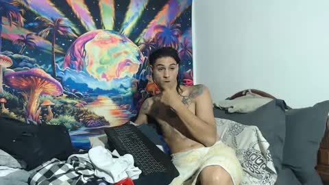 Snapshot of sexydarkhunter2 chatting on September 29, 2025, 11:09 pm Mike online show from September 29, 2025, 11:09 pm