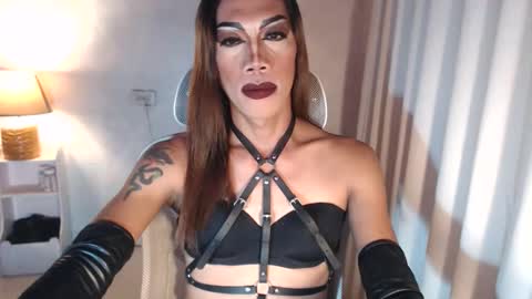 Devine online show from December 21, 2025, 1:13 am