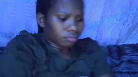 sexydoll002 online show from October 22, 2025, 6:51 pm