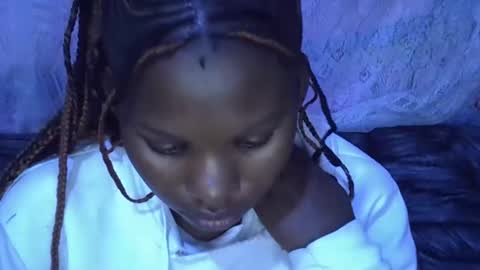 sexydoll002 online show from October 28, 2025, 5:22 am