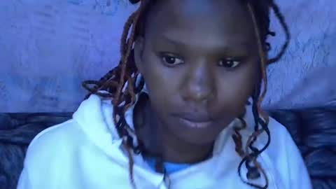 sexydoll002 online show from October 30, 2025, 6:04 am