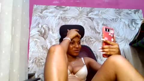 sexydoll32 online show from June 25, 2026, 12:21 am