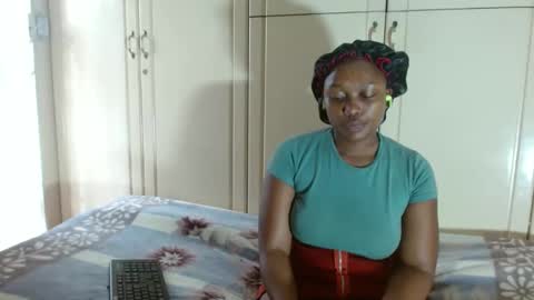 sexydollsx online show from October 29, 2025, 7:54 am