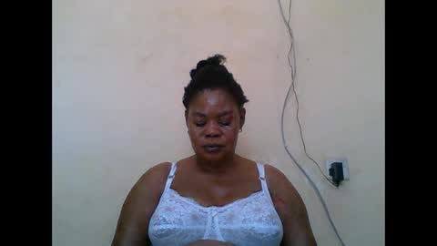 EMILY online show from October 26, 2025, 6:52 am