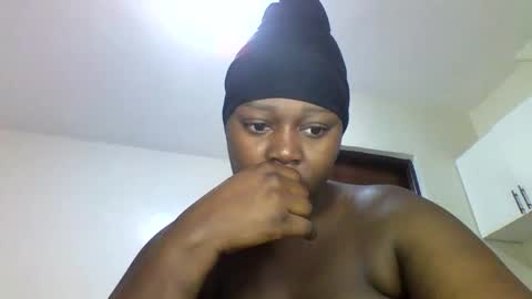 Snapshot of sexyebony7 chatting on February 23, 2026, 6:22 am sexyebony7 online show from February 23, 2026, 6:22 am