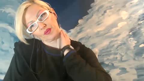 ENI pvt moan your name  WHEN I M NOT online you tell me in SNAPCHAT deal yes add me...  FREE TWITTER magiconline101...... online show from December 28, 2024, 6:40 pm