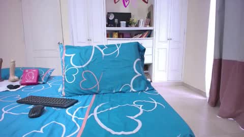 Eva online show from March 9, 2026, 8:57 pm