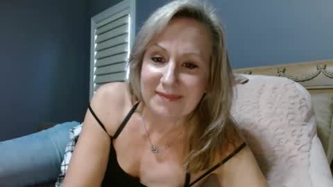 LisaisLuscious online show from December 26, 2024, 9:26 pm