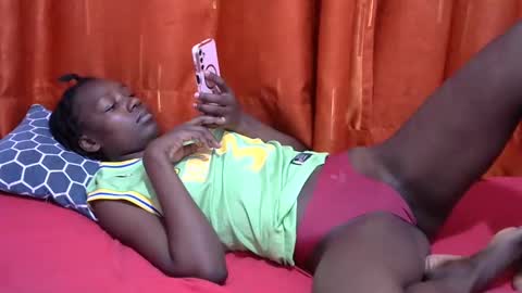 sexyghurl12 online show from February 4, 2025, 6:46 am