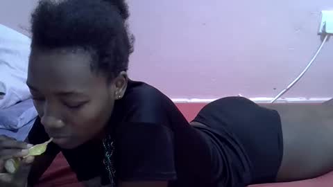 sexyghurl12 online show from March 7, 2026, 7:44 pm