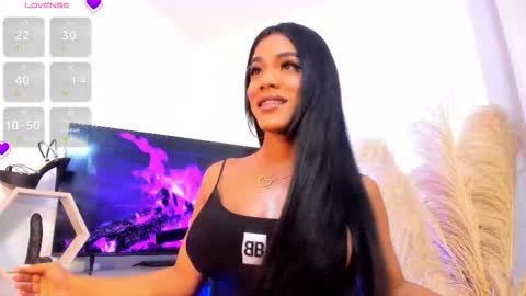 sexygoddess_f online show from September 26, 2025, 7:01 am