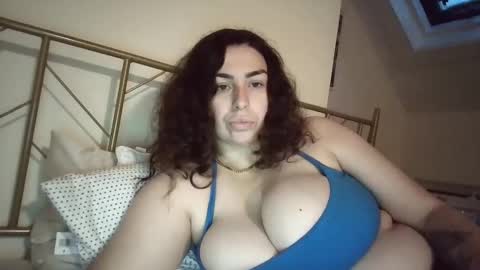 Snapshot of sexygoddesslizaaa chatting on October 25, 2025, 10:04 pm ETERNAL GODDESS WOMAN online show from October 25, 2025, 10:04 pm