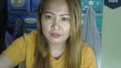 sexyhot_mama4you online show from February 10, 2026, 2:59 am