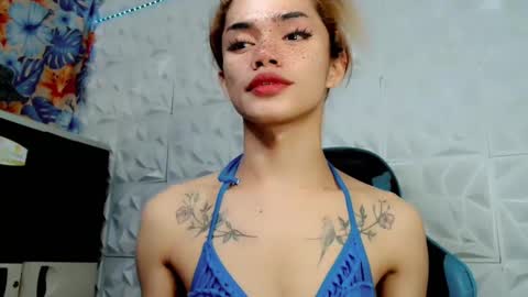 sexyhotbabe18 online show from February 12, 2025, 4:33 pm