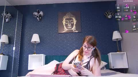 Flavia online show from November 25, 2025, 9:42 am