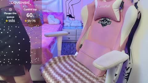 sexyislive online show from January 8, 2025, 12:05 pm
