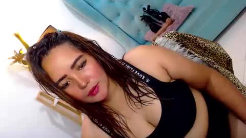 JENNY online show from October 6, 2025, 10:45 am