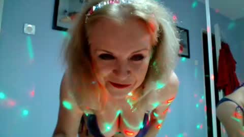 Jenny online show from February 26, 2025, 8:44 pm