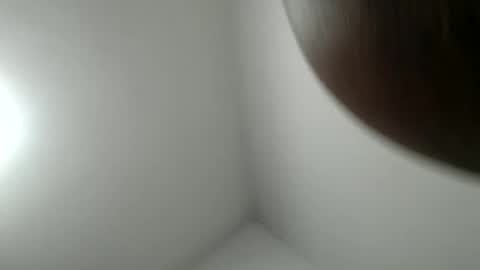 sexyjuicy660552 online show from September 24, 2025, 9:45 am
