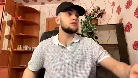 Kolya online show from December 30, 2024, 8:36 pm