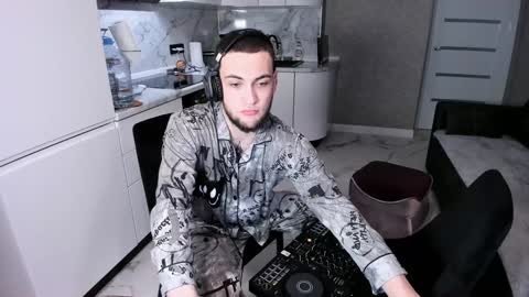Kolya online show from January 20, 2025, 10:37 pm