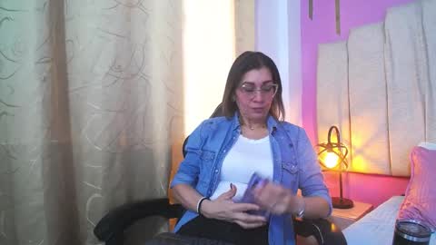 SexyLaddy   online show from September 9, 2025, 3:00 pm