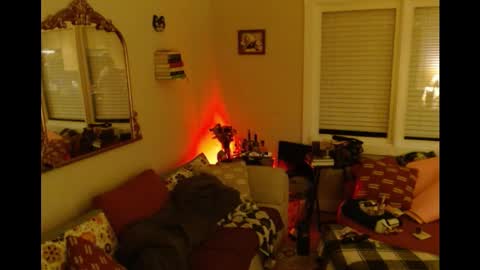 Snapshot of sexylady336 chatting on September 22, 2025, 6:15 am Indi Fera online show from September 22, 2025, 6:15 am