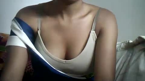 Snapshot of sexylarra12 chatting on December 13, 2024, 7:58 am sexylarra12 online show from December 13, 2024, 7:58 am