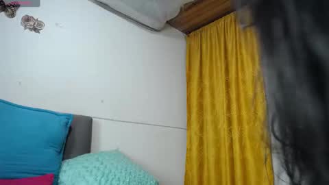 sexylatinssx online show from December 28, 2024, 4:09 pm