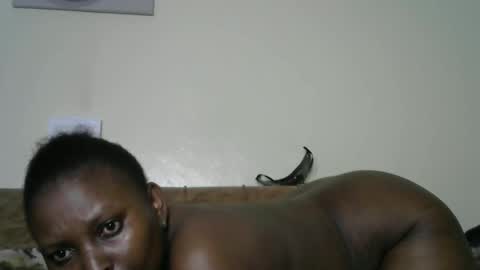 sexylavine_ online show from December 14, 2025, 9:36 am