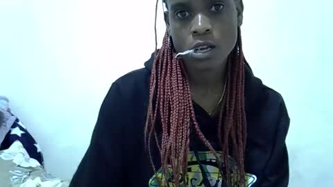 sexy liah online show from September 28, 2025, 7:08 pm