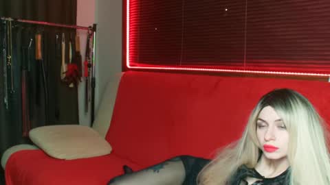 Eve blonde  Lilith brunette online show from December 30, 2024, 7:32 pm