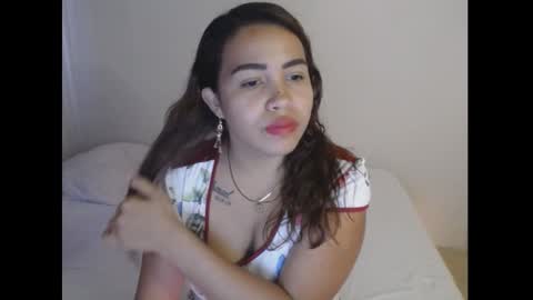 sexyloba  independent model online show from February 21, 2025, 9:22 pm