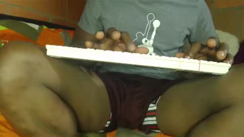 sexymen27cm online show from January 3, 2025, 2:32 am