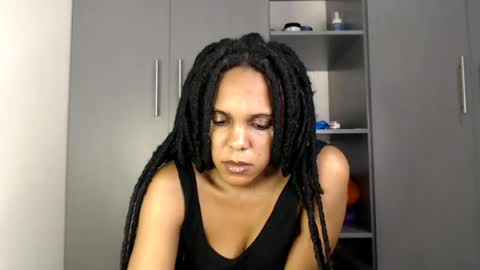 Snapshot of sexymia06 chatting on June 26, 2026, 9:19 pm Melina online show from June 26, 2026, 9:19 pm