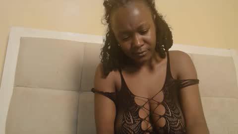 Miss mia online show from September 26, 2025, 6:56 pm